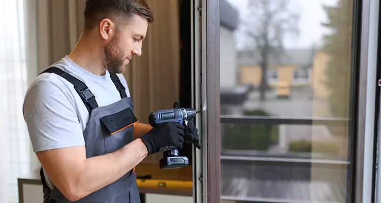Sliding Screen Door Handle Repair in Holiday, FL
